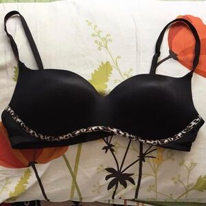 Victoria’s Secret Black Padded Bra with Leopard Trim